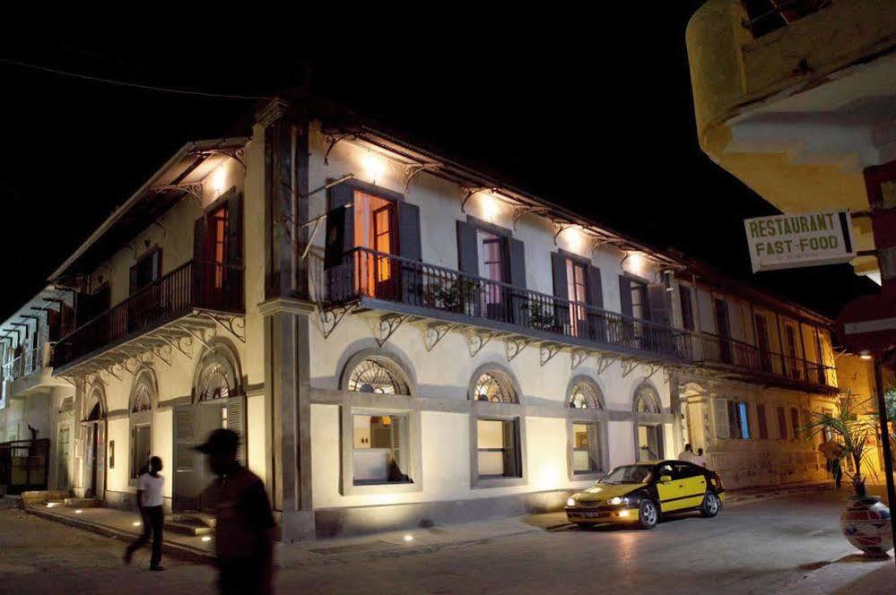 Siki Hotel Saint-Louis Eksteriør bilde