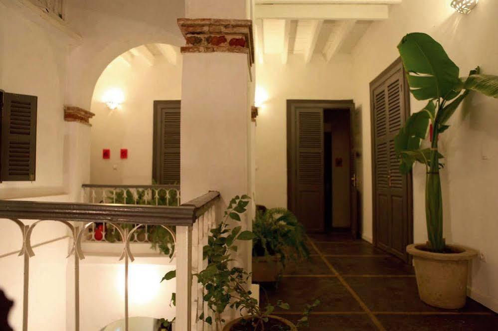 Siki Hotel Saint-Louis Eksteriør bilde